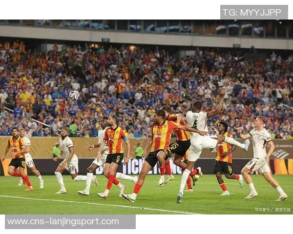 901足球带你领略全球足球盛宴尽享激情与荣耀的精彩瞬间 901足球带你领略全球足球盛宴尽享激情与荣耀的精彩瞬间